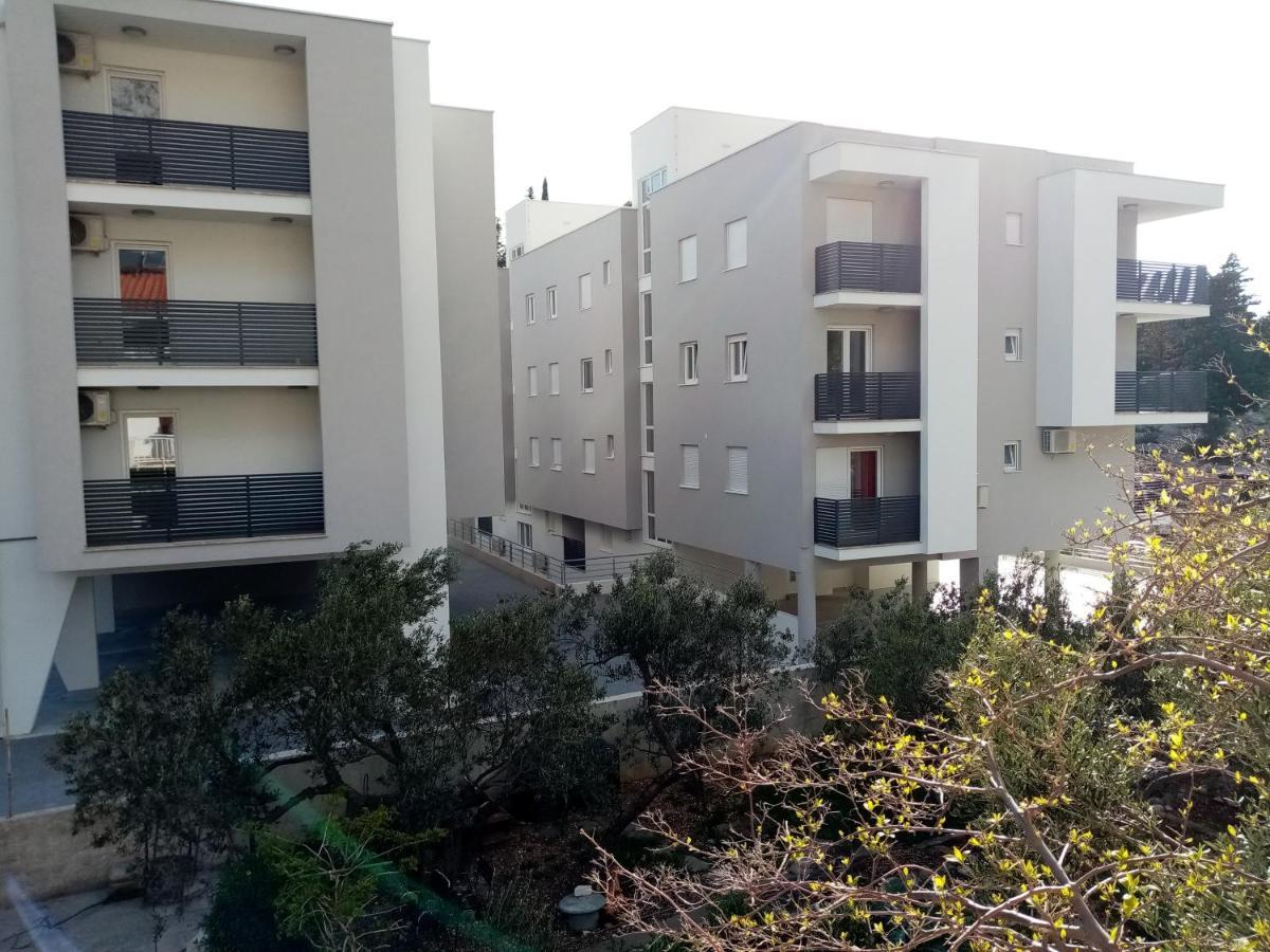 Tihana Apartment Makarska Exterior photo